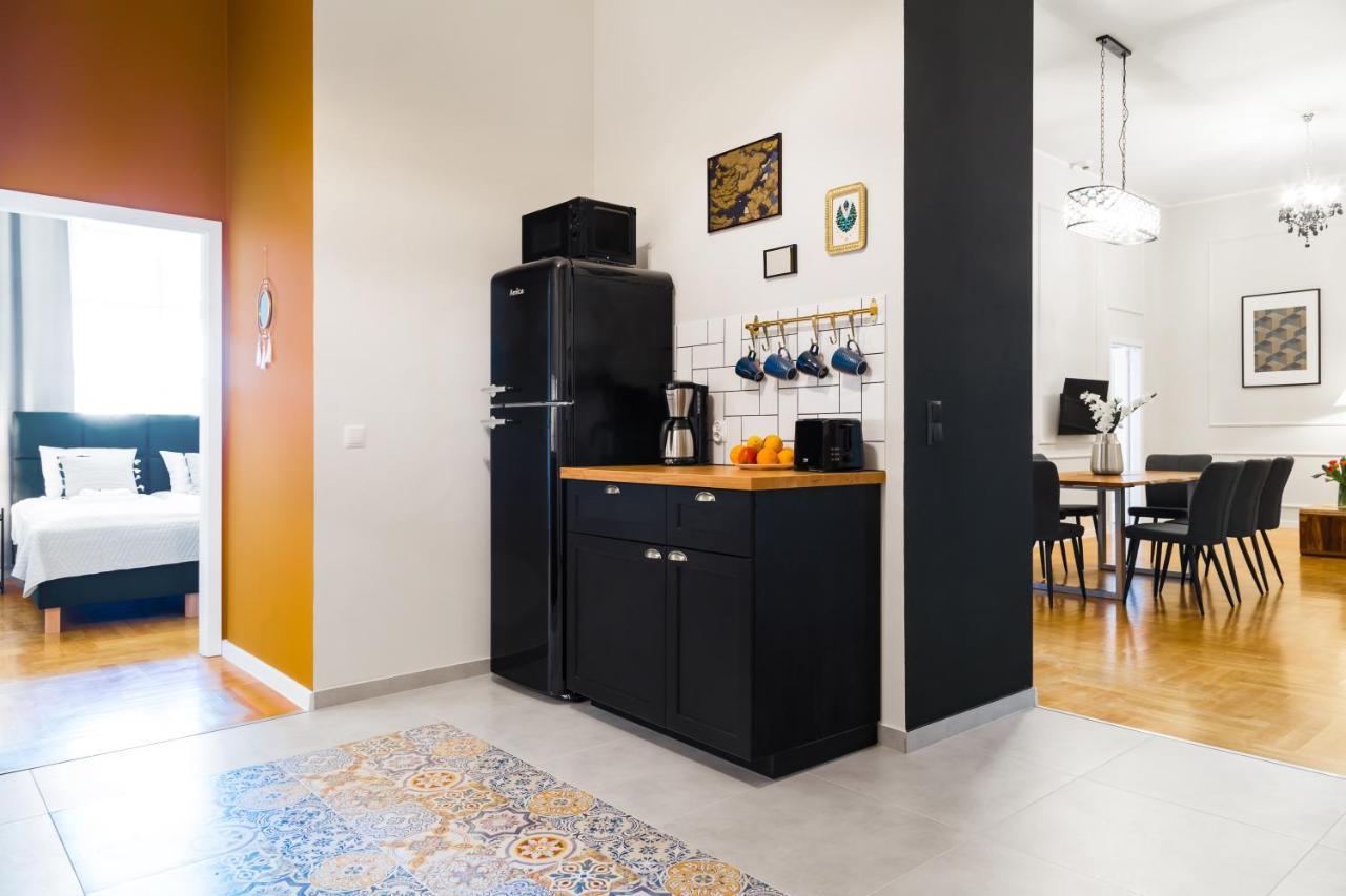 Glamorous Apartment In Heart Of Old Town Krakau Buitenkant foto