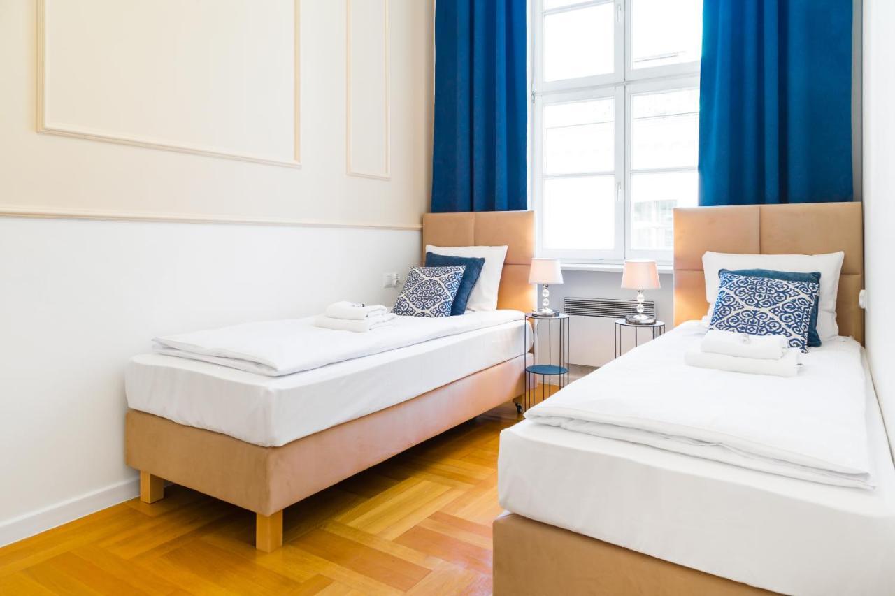Glamorous Apartment In Heart Of Old Town Krakau Buitenkant foto